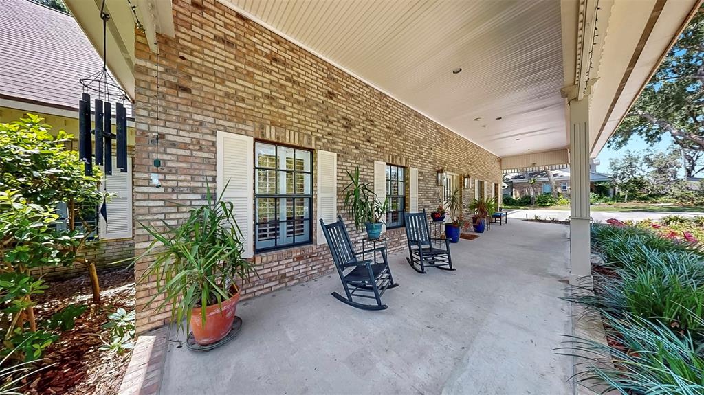 1141 Myrtle Road Valrico, FL 33596 - Photo 6 of 96