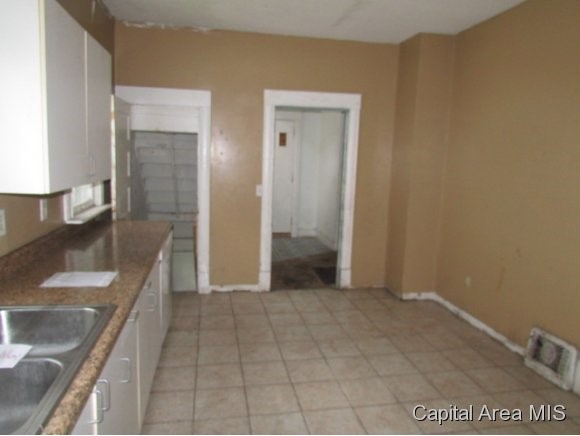 1425 Carolina Avenue Springfield, IL 62702 - Photo 12 of 17 Gallery Image 12