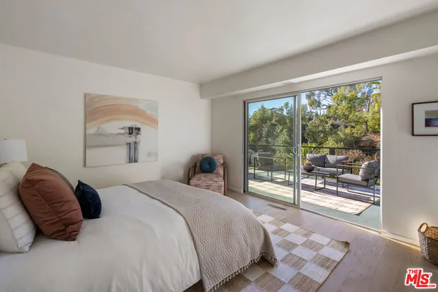 $1,499,000 | 702 Cavanagh Road, Glendale, CA 91207