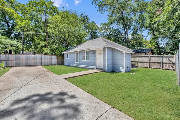 a view of outdoor space yard and a garage