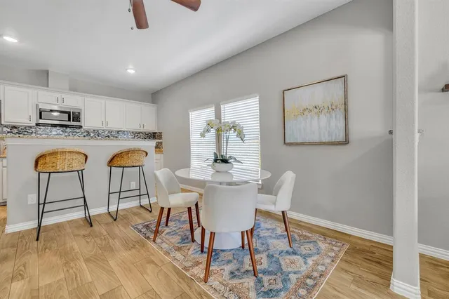 $3,750 | 925 South Brighton Avenue, Dallas, TX 75208