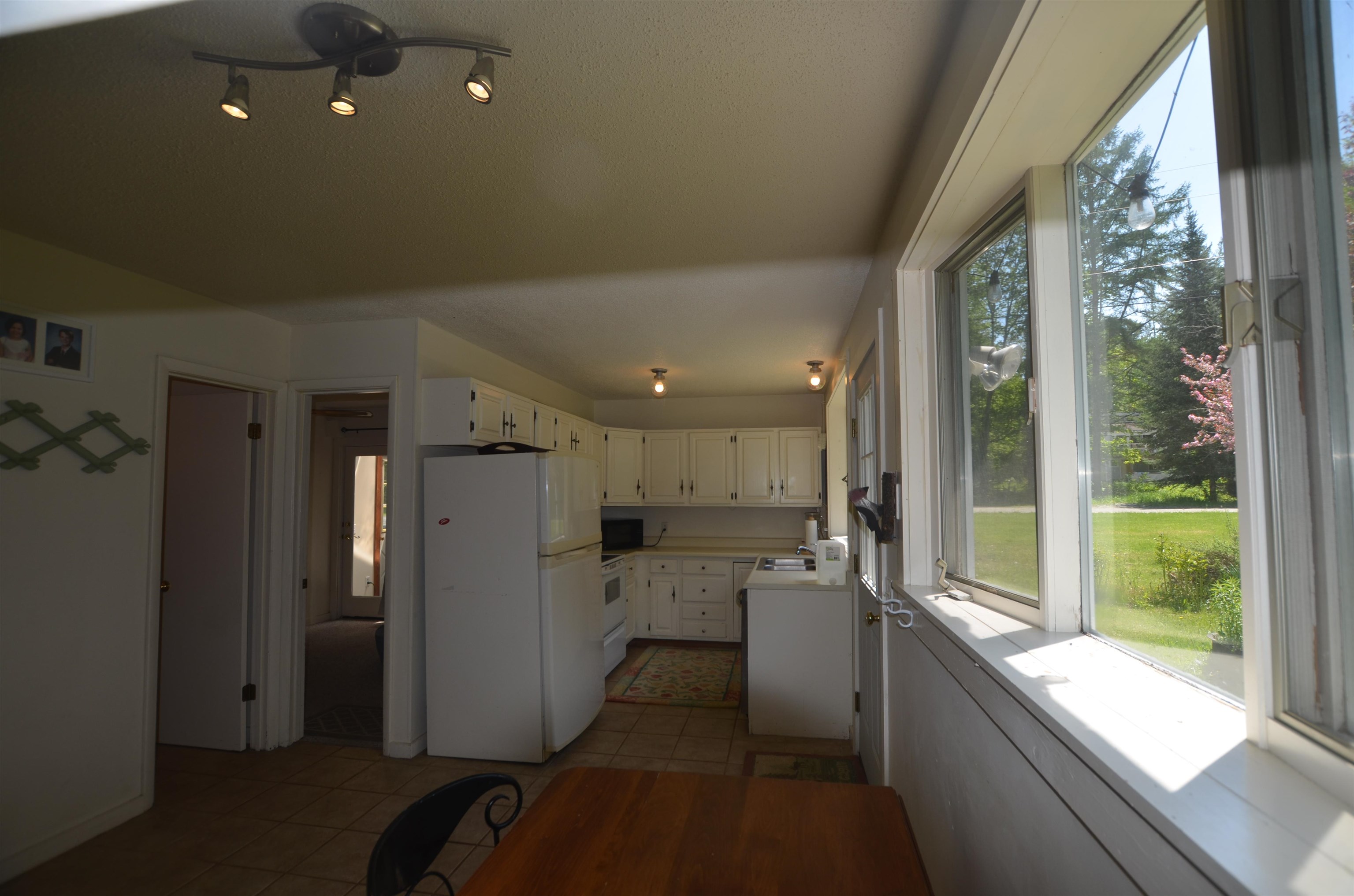 90 Mayo Road Morristown, VT 05661 - Photo 5 of 33
