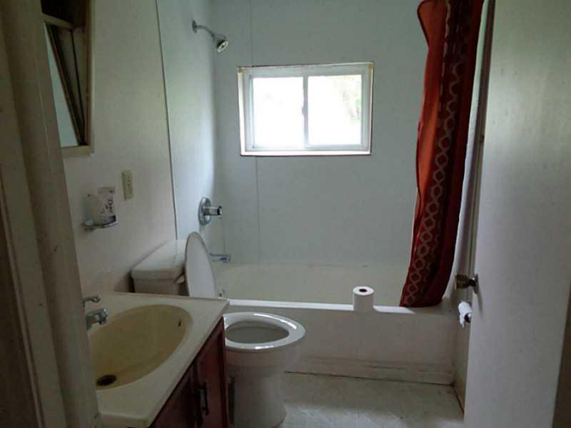 6305 Springfield Jamestown Road Springfield, OH 45502 - Photo 3 of 25