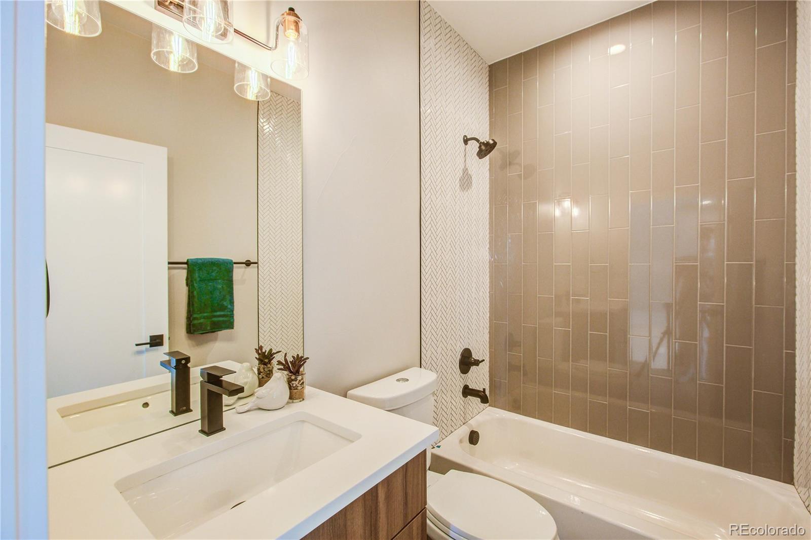 1284 Raleigh Street Denver, CO 80204 - Photo 19 of 36 Gallery Image 19