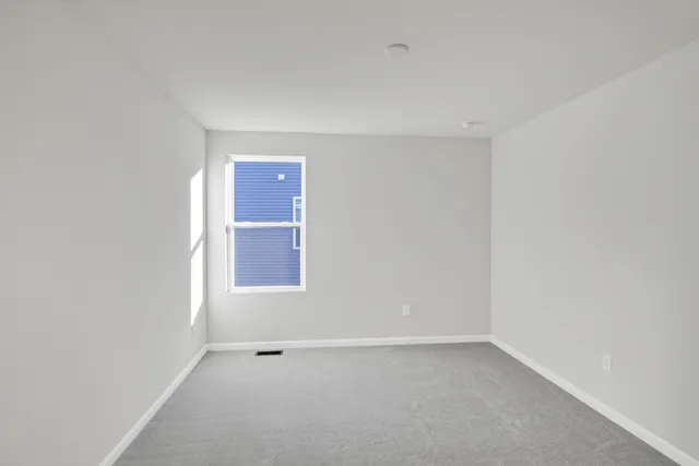 $5,500 | 668 Branson Drive, Batavia, IL 60510