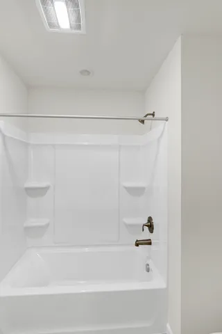 $5,500 | 668 Branson Drive, Batavia, IL 60510