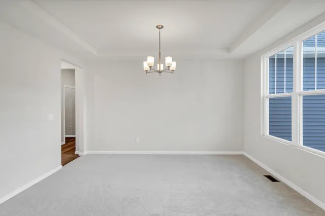 $5,500 | 668 Branson Drive, Batavia, IL 60510