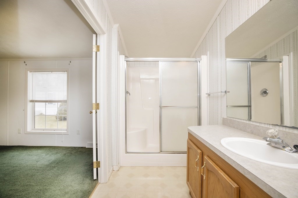 63 Tucker Terrace Raynham, MA 02767 - Photo 13 of 20