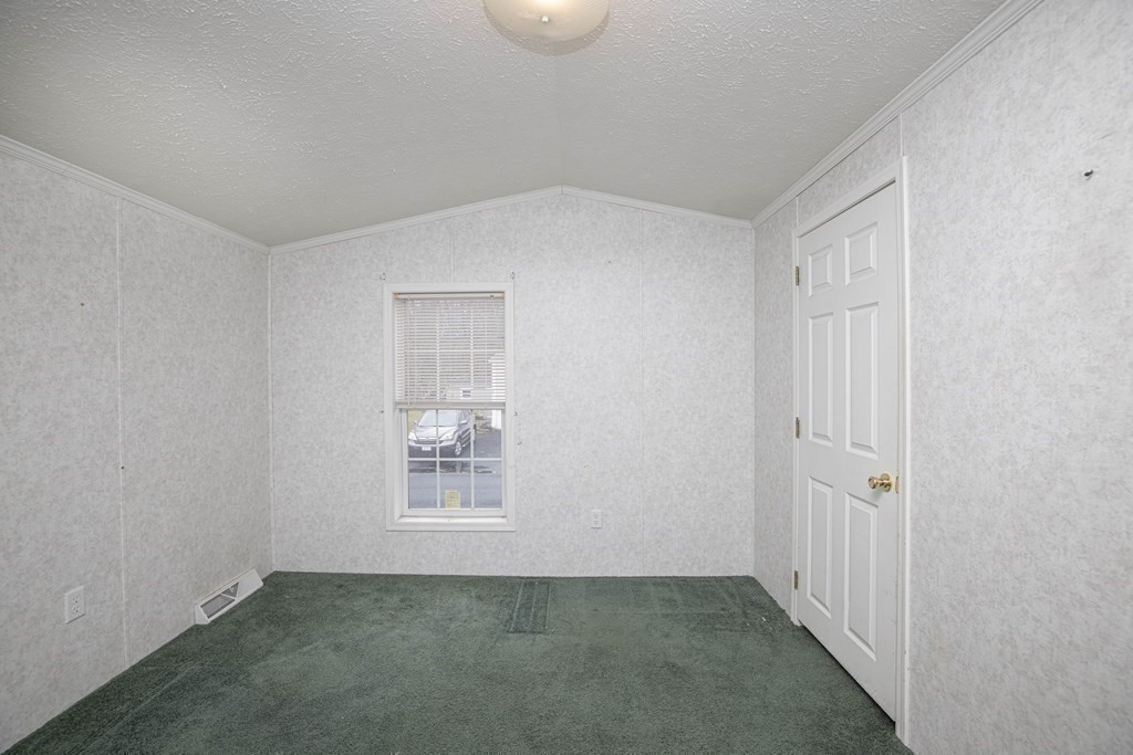 63 Tucker Terrace Raynham, MA 02767 - Photo 15 of 20