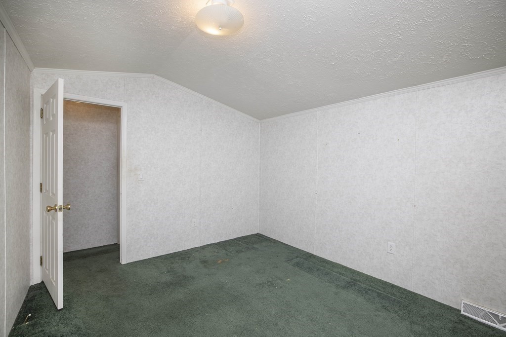 63 Tucker Terrace Raynham, MA 02767 - Photo 16 of 20