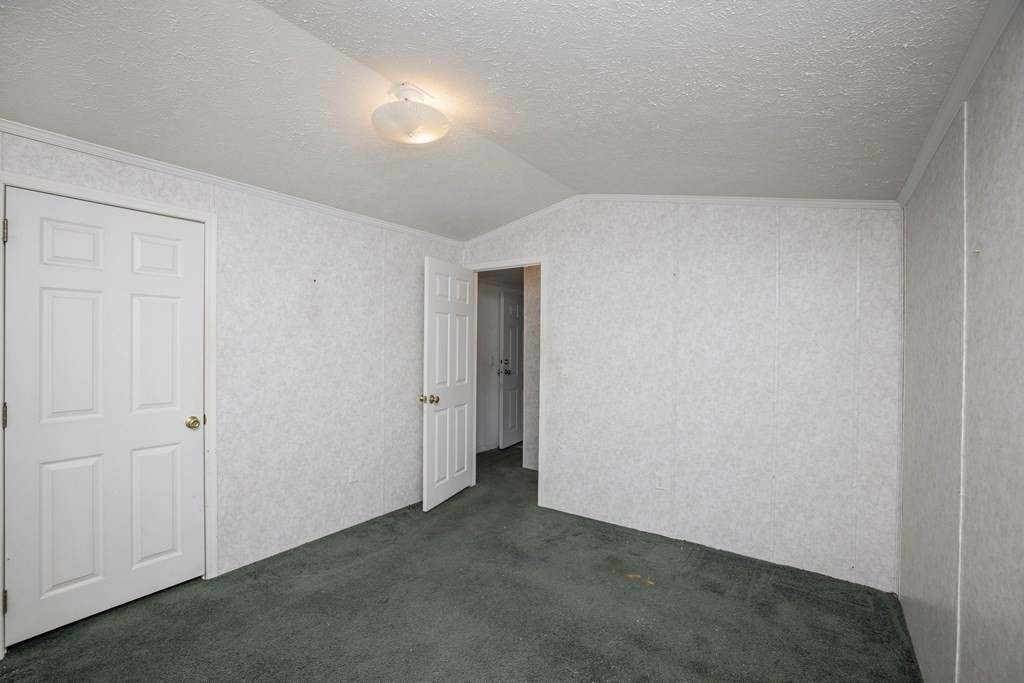 63 Tucker Terrace Raynham, MA 02767 - Photo 17 of 20