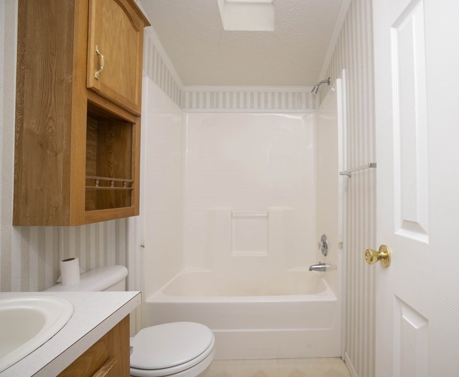 63 Tucker Terrace Raynham, MA 02767 - Photo 19 of 20