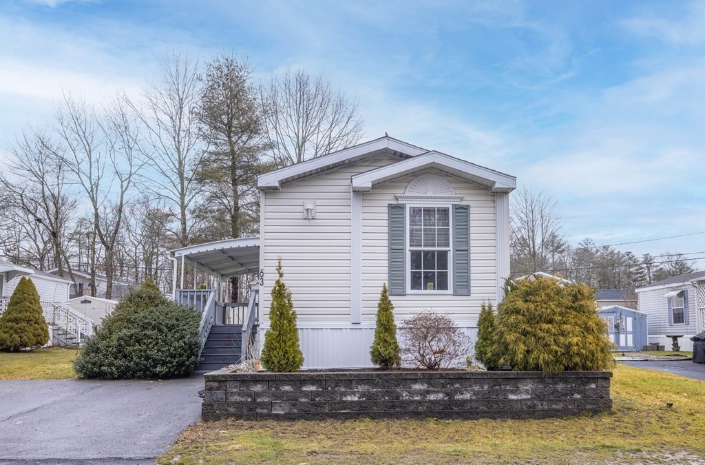 63 Tucker Terrace Raynham, MA 02767 - Photo 2 of 20