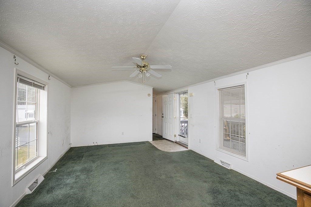 63 Tucker Terrace Raynham, MA 02767 - Photo 5 of 20