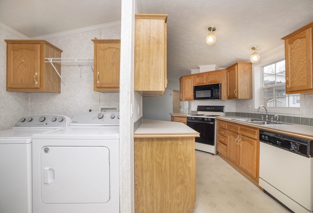 63 Tucker Terrace Raynham, MA 02767 - Photo 9 of 20