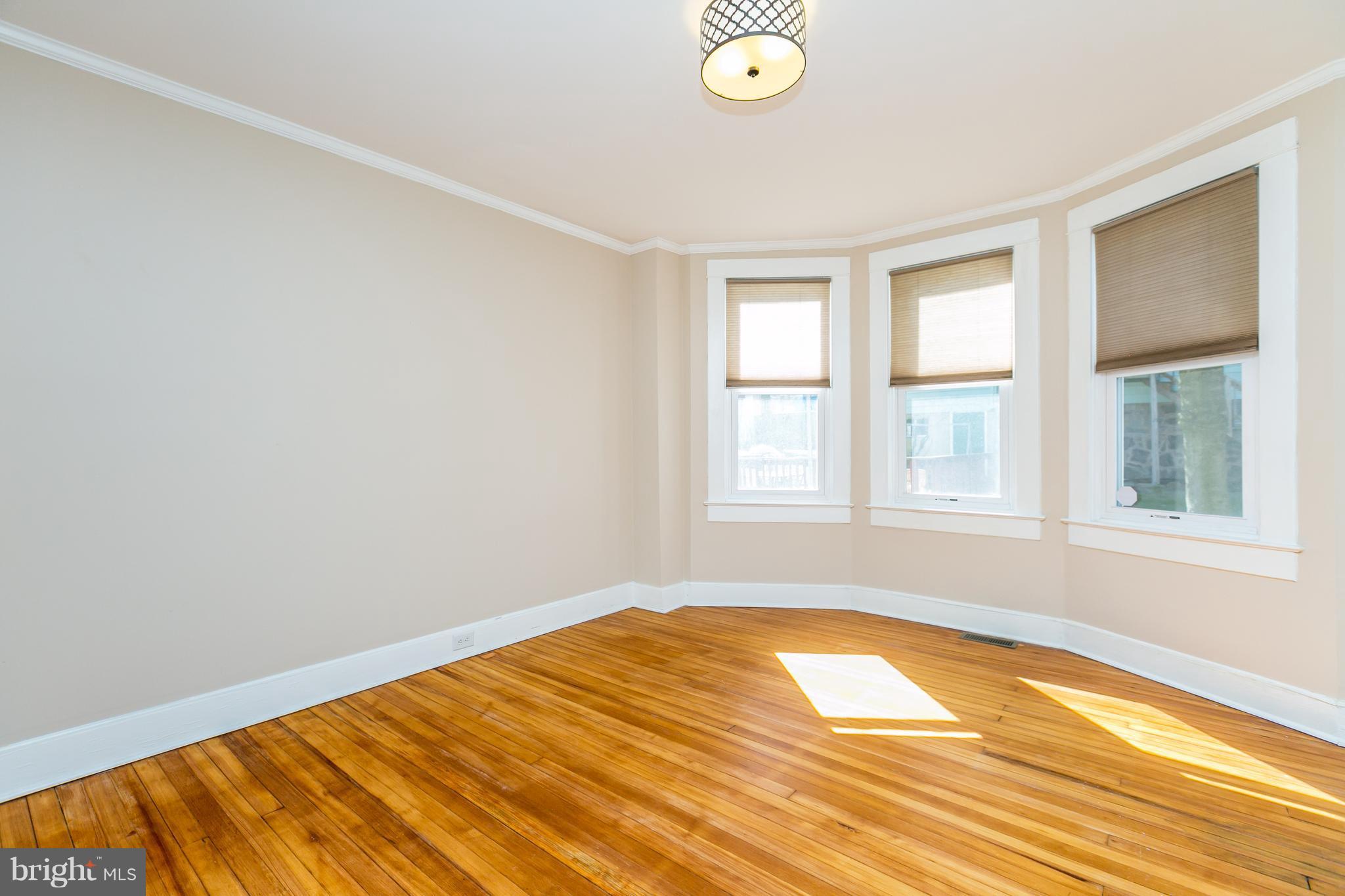 5213 Catalpha Road Baltimore, MD 21214 - Photo 7 of 30 Dining Room
