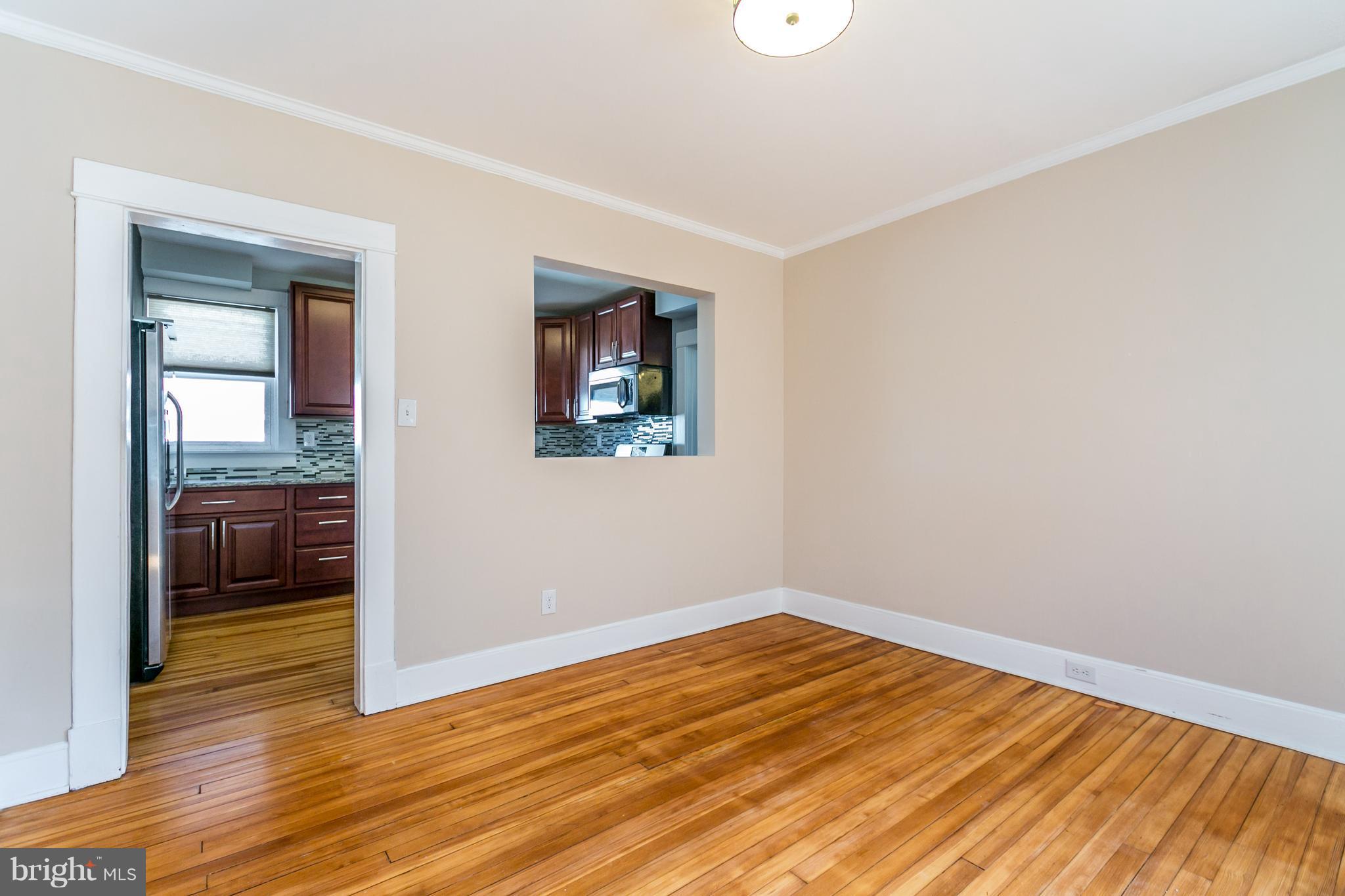 5213 Catalpha Road Baltimore, MD 21214 - Photo 9 of 30 Dining Room