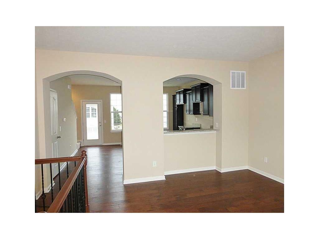 13958 Wimbleton Way Fishers, IN 46037 - Photo 2 of 5
