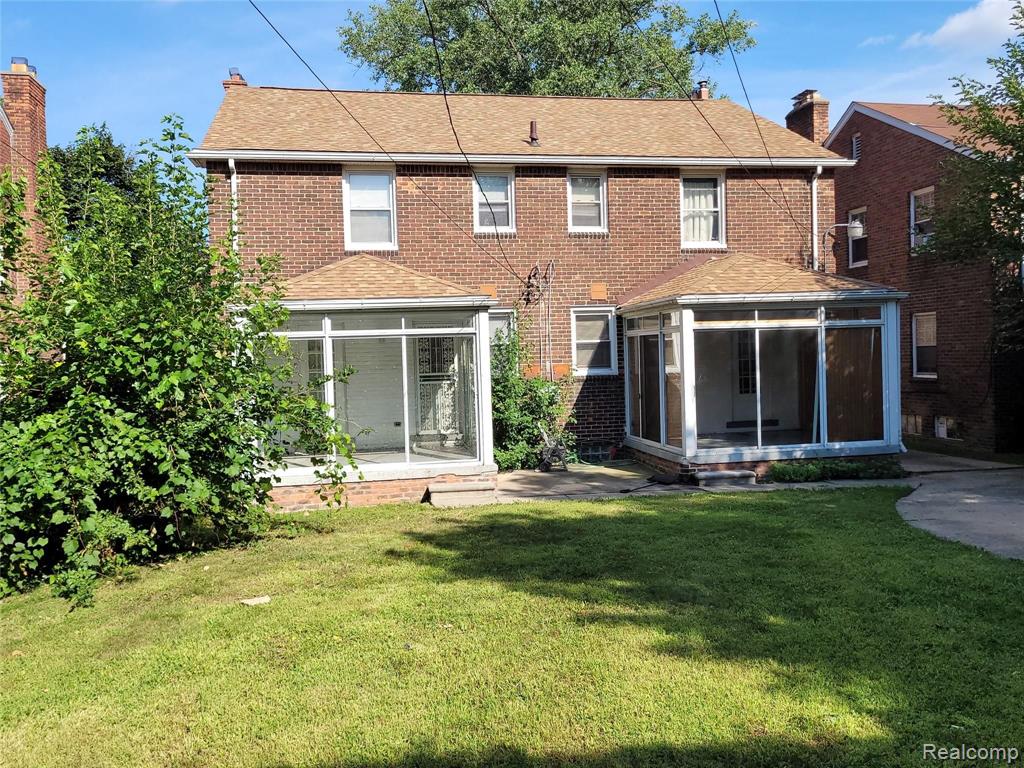 20009 Stratford Road Detroit, MI 48221 - Photo 5 of 18