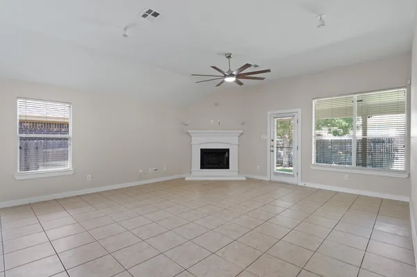 $3,200 | 19604 Moorlynch Avenue, Pflugerville, TX 78660