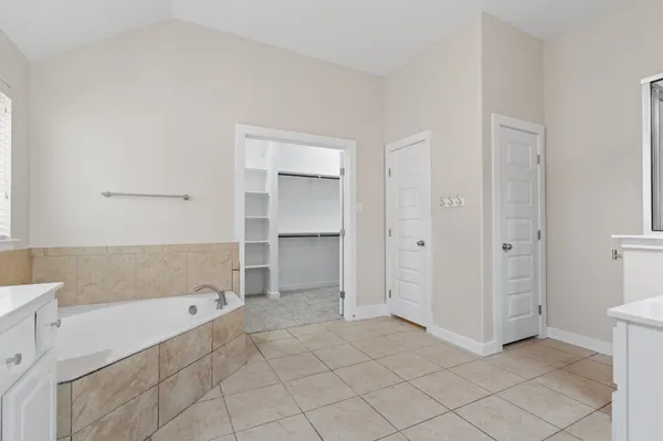 $3,200 | 19604 Moorlynch Avenue, Pflugerville, TX 78660