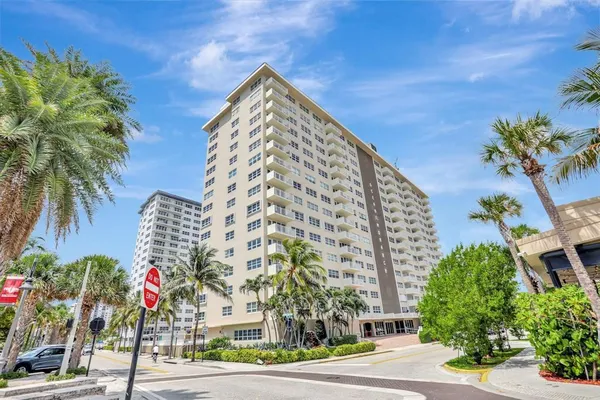 $3,600 | 133 North Pompano Beach Boulevard, Unit 108, Pompano Beach, FL 33062