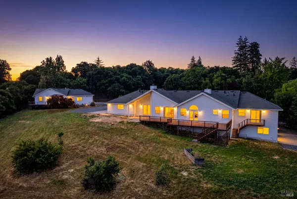 $2,495,000 | 1476 High School Road, Sebastopol, CA 95472