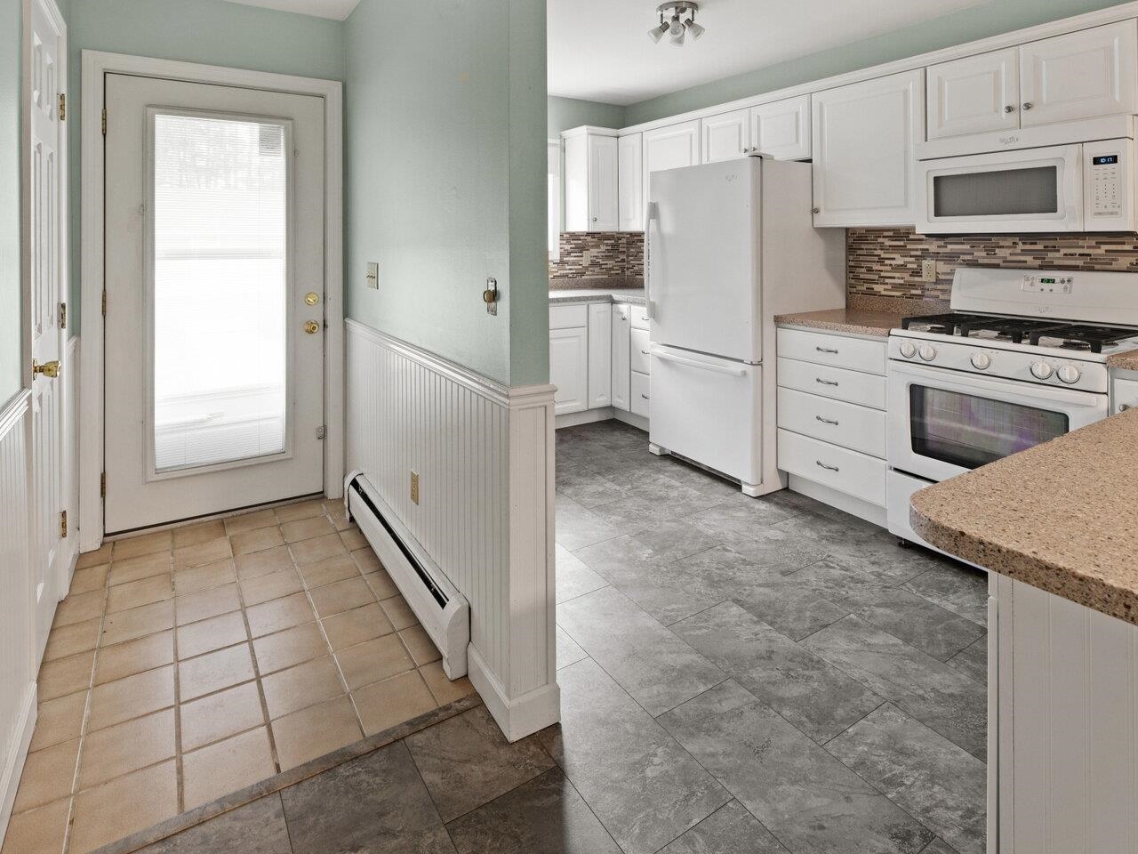 214 Locust Hill Road Shelburne, VT 05482 - Photo 6 of 23 Gallery Image 6