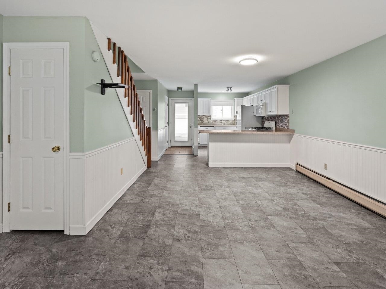 214 Locust Hill Road Shelburne, VT 05482 - Photo 8 of 23 Gallery Image 8