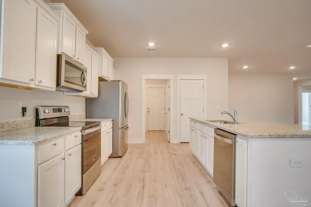 $2,450 | 10818 Blacktail Loop, Pensacola, FL 32526