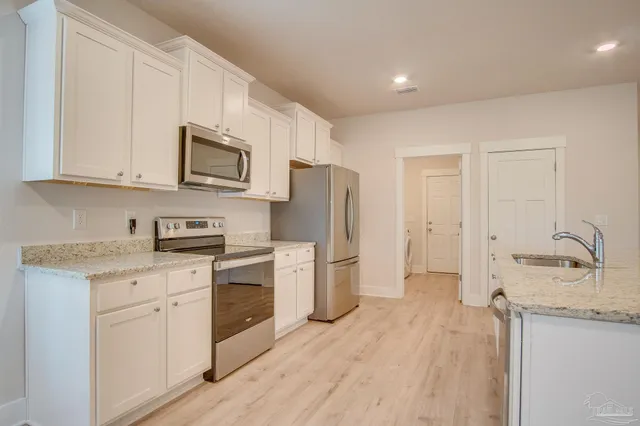 $2,450 | 10818 Blacktail Loop, Pensacola, FL 32526