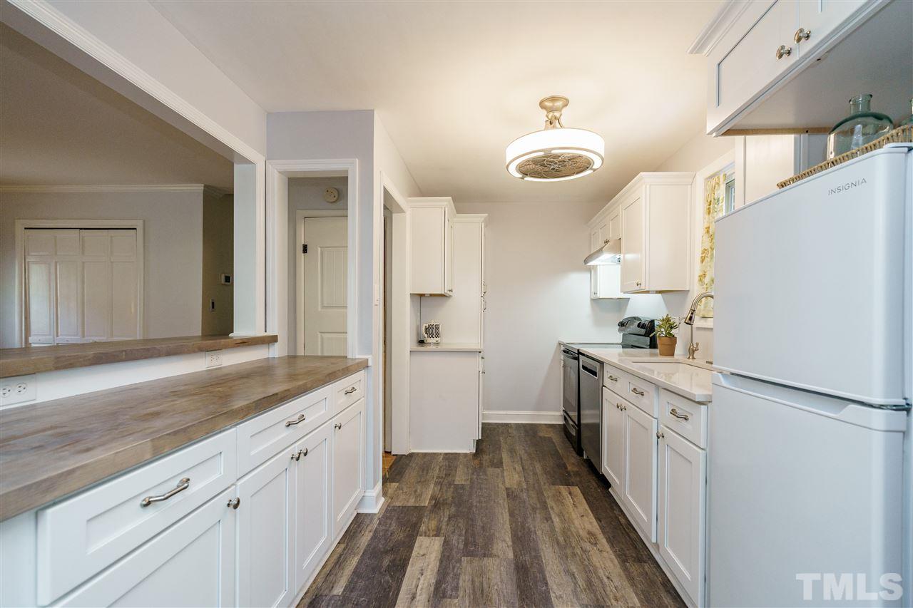 1514 Ashburton Road Raleigh, NC 27606 - Photo 11 of 25