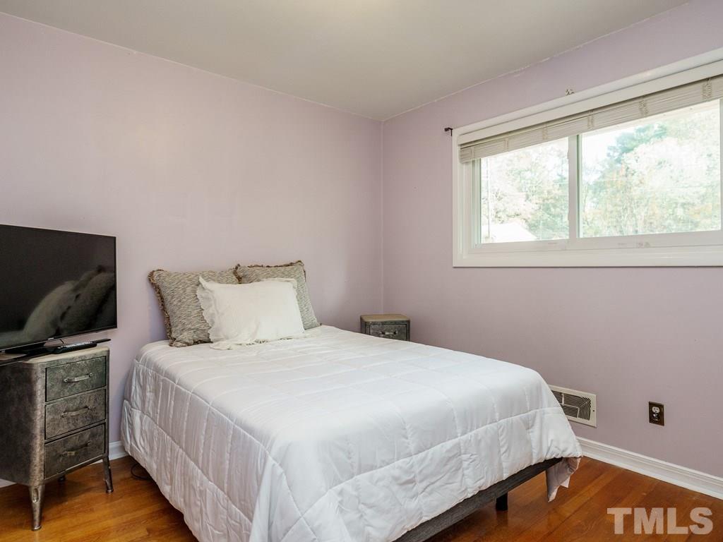 1514 Ashburton Road Raleigh, NC 27606 - Photo 20 of 25
