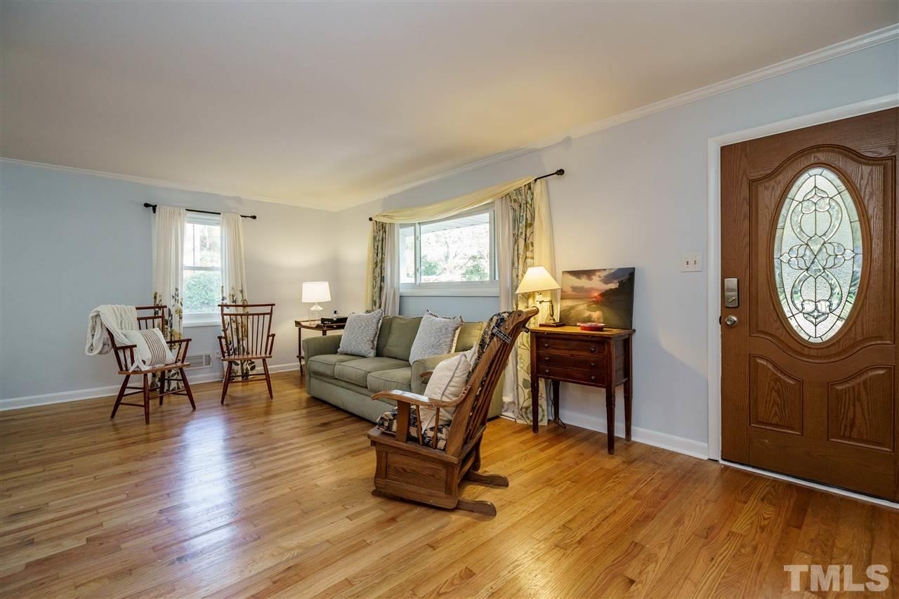 1514 Ashburton Road Raleigh, NC 27606 - Photo 5 of 25