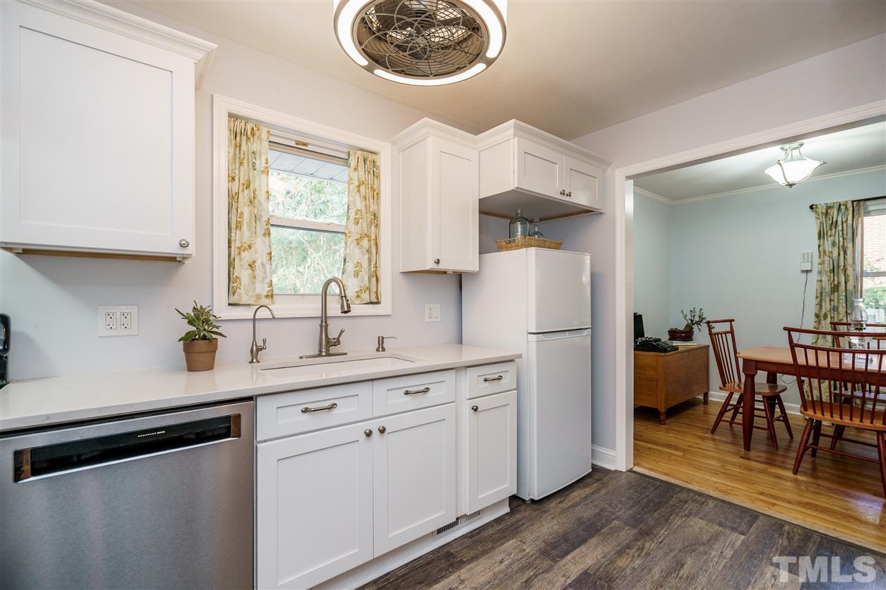 1514 Ashburton Road Raleigh, NC 27606 - Photo 10 of 25