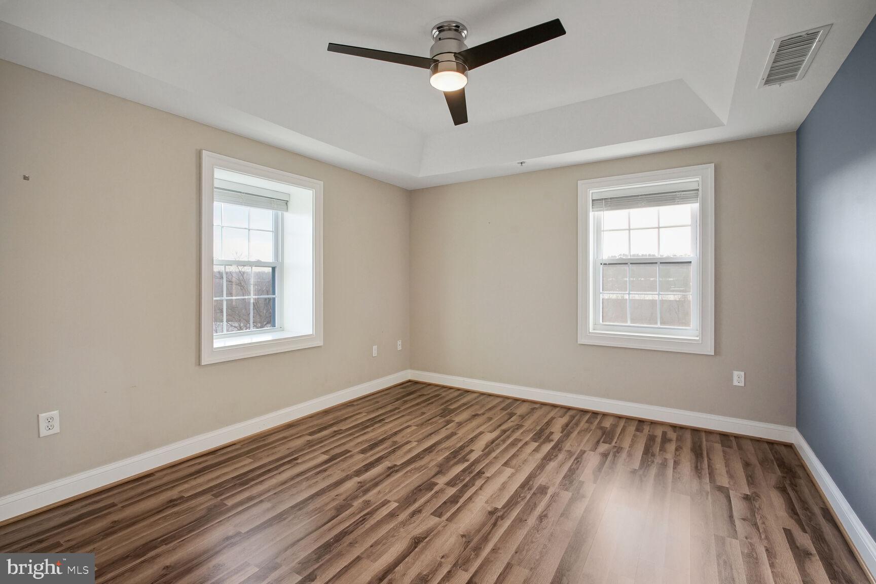 6301 Edsall Road, Unit 423 Alexandria, VA 22312 - Photo 11 of 21 Bedroom