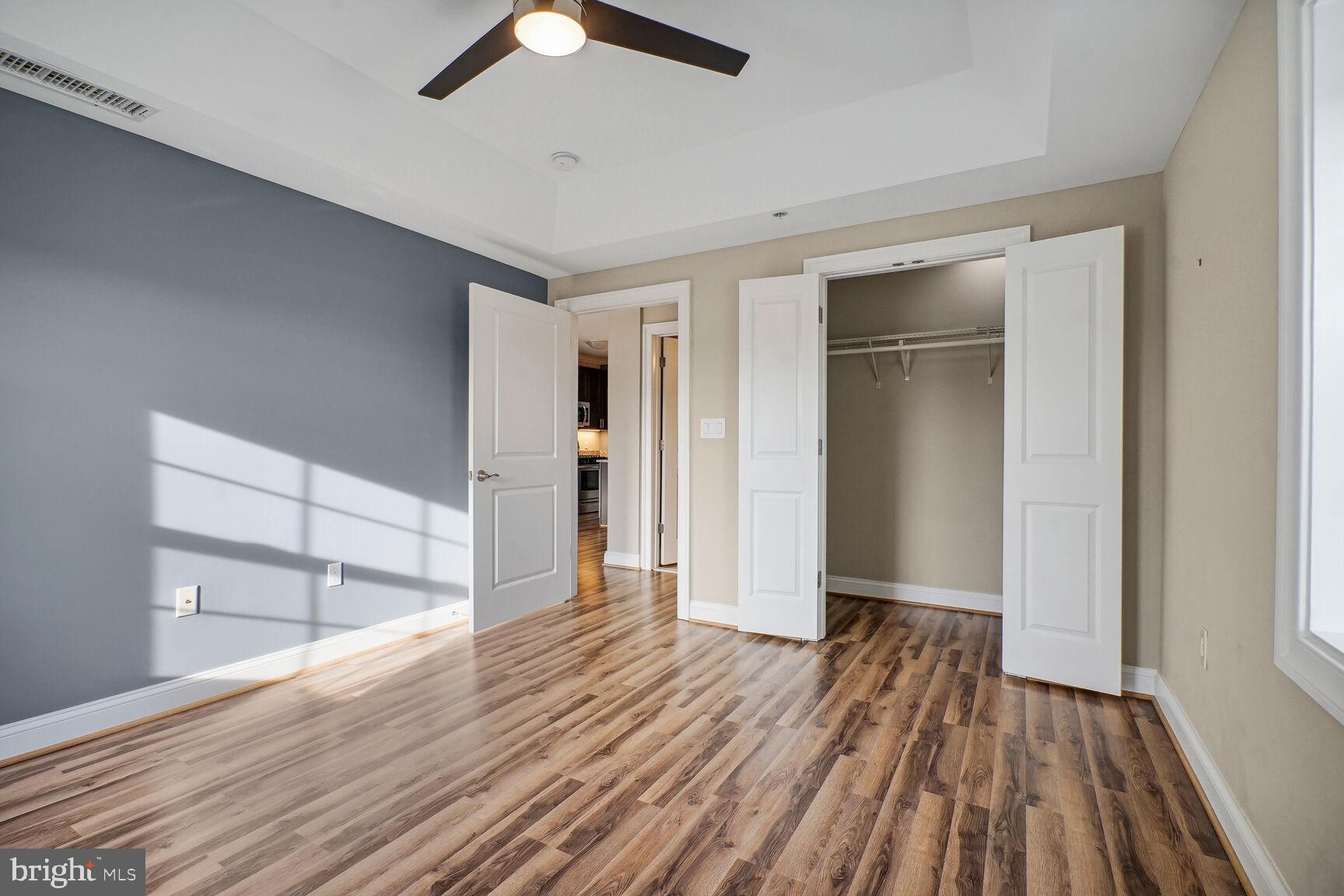 6301 Edsall Road, Unit 423 Alexandria, VA 22312 - Photo 12 of 21 Bedroom with view of large closet
