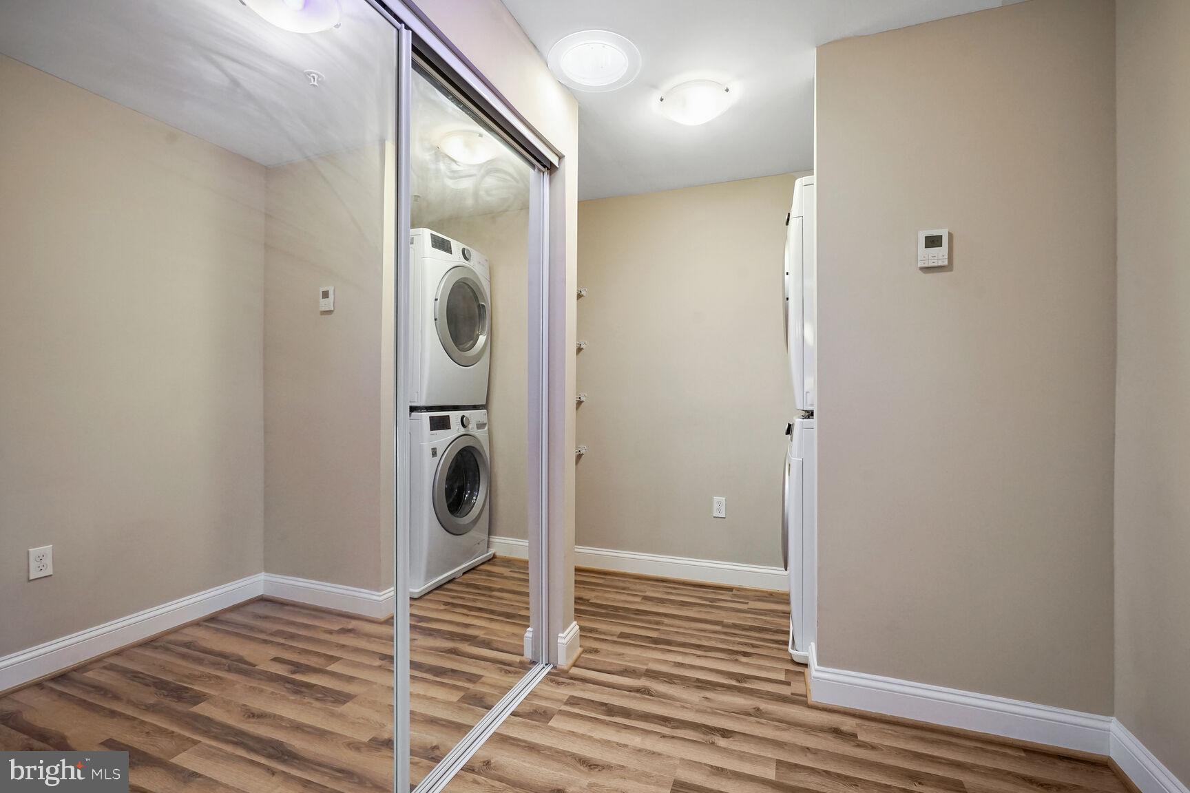 6301 Edsall Road, Unit 423 Alexandria, VA 22312 - Photo 13 of 21 Washer and dryer area