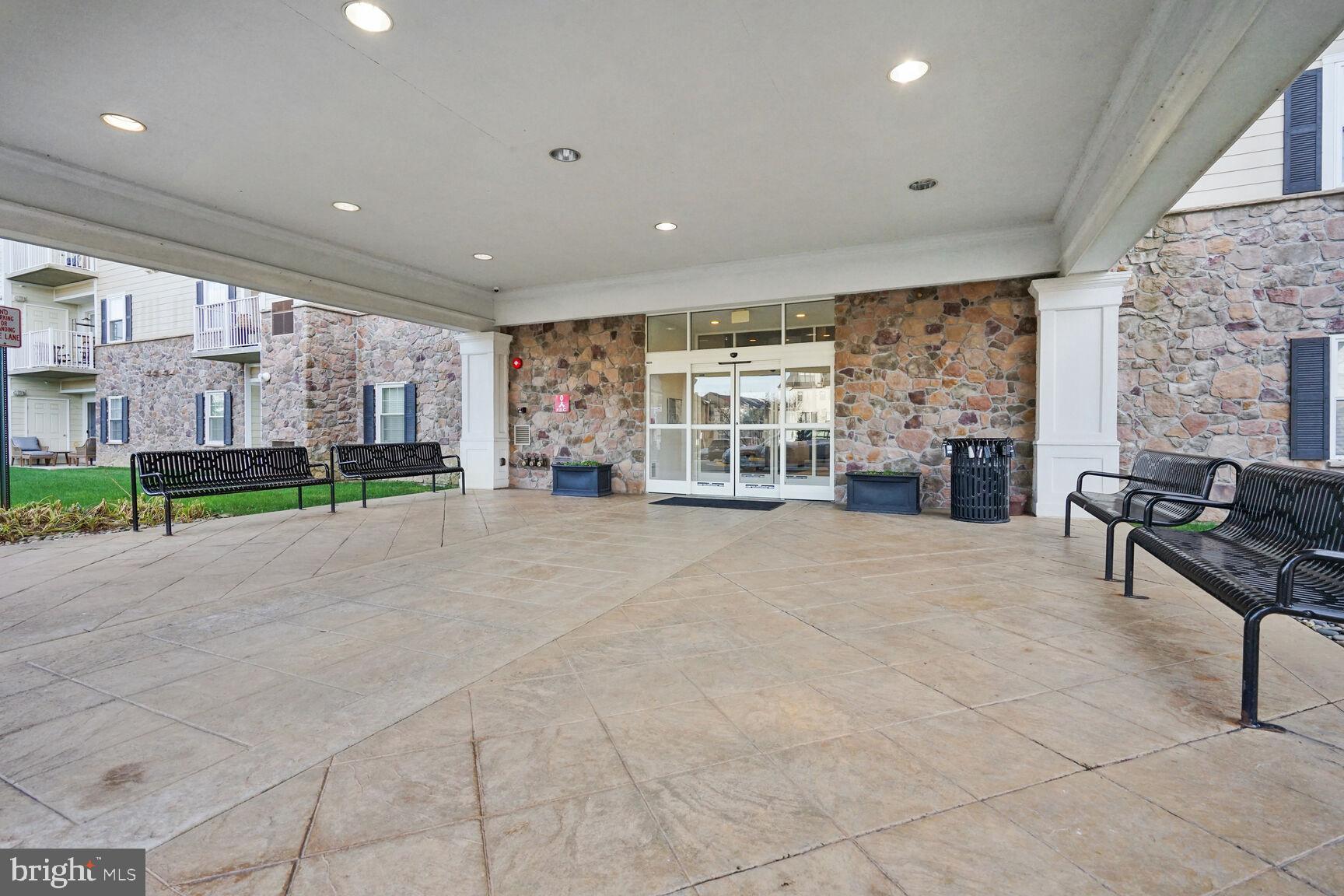 6301 Edsall Road, Unit 423 Alexandria, VA 22312 - Photo 20 of 21 Welcoming covered entrance