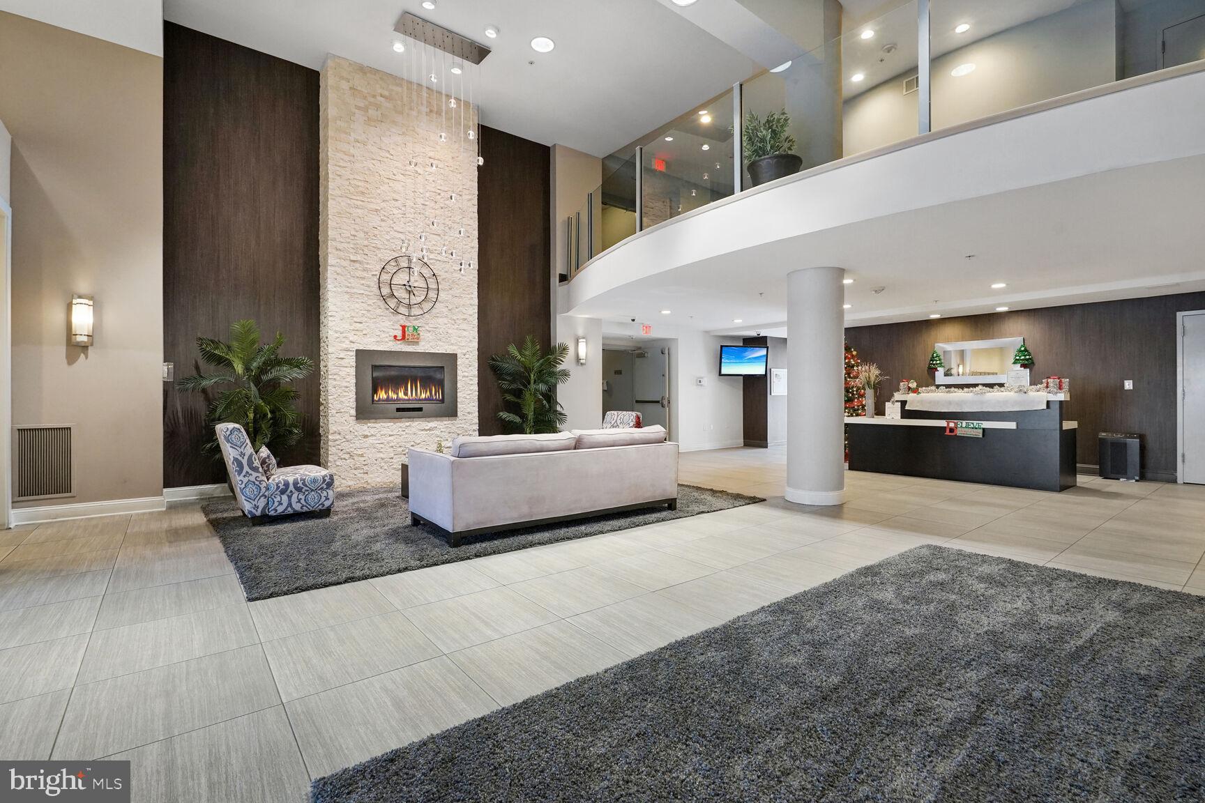 6301 Edsall Road, Unit 423 Alexandria, VA 22312 - Photo 4 of 21 Lobby/Entrance