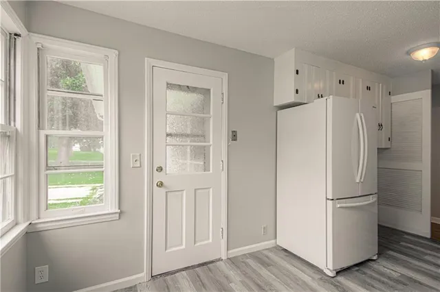 $159,900 | 2713 Windsor Avenue, Independence, MO 64052