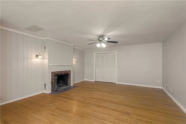 $159,900 | 2713 Windsor Avenue, Independence, MO 64052