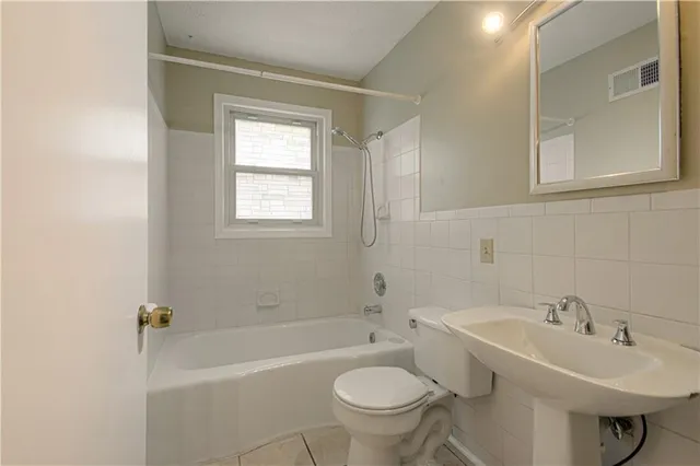 $159,900 | 2713 Windsor Avenue, Independence, MO 64052