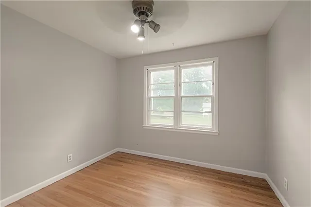 $159,900 | 2713 Windsor Avenue, Independence, MO 64052