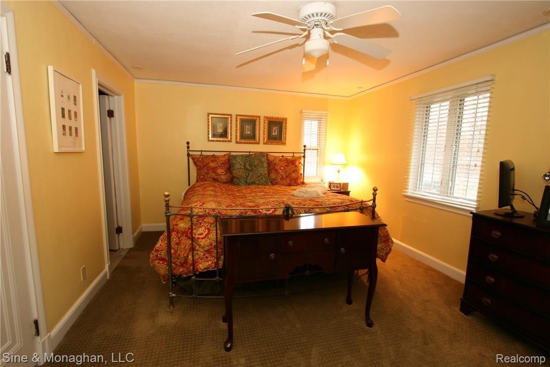 646 Washington Road Grosse Pointe, MI 48230 - Photo 14 of 26 Master.JPG