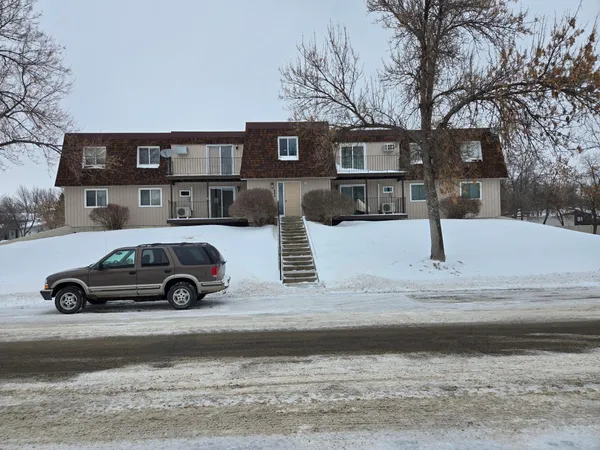 $135,000 | 602 12 1/2 Avenue East, Unit 5, West Fargo, ND 58078