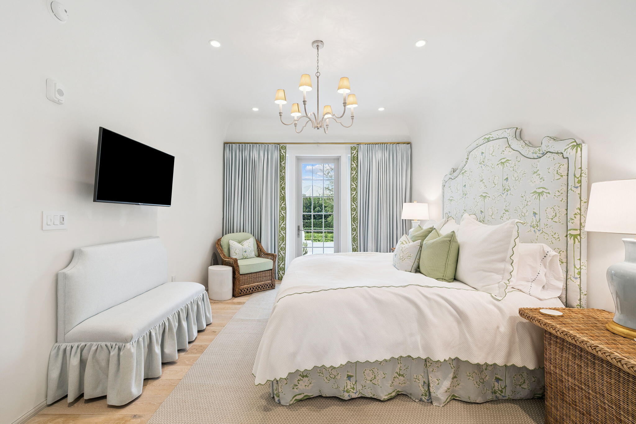 45 West Solaire Way Inlet Beach, Unit 106 Inlet Beach, FL 32461 - Photo 13 of 47 a spacious bedroom with a bed and a flat screen tv