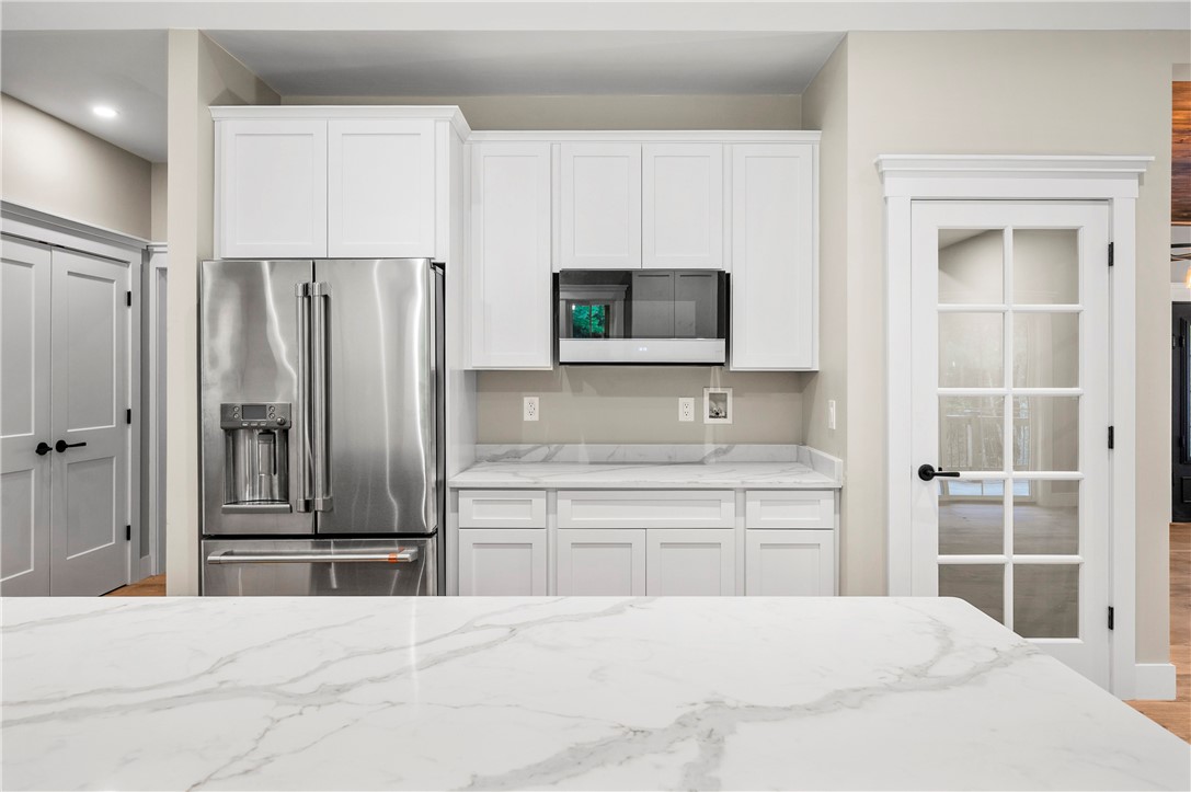 369 Hunting House Road Glocester, RI 02857 - Photo 23 of 47