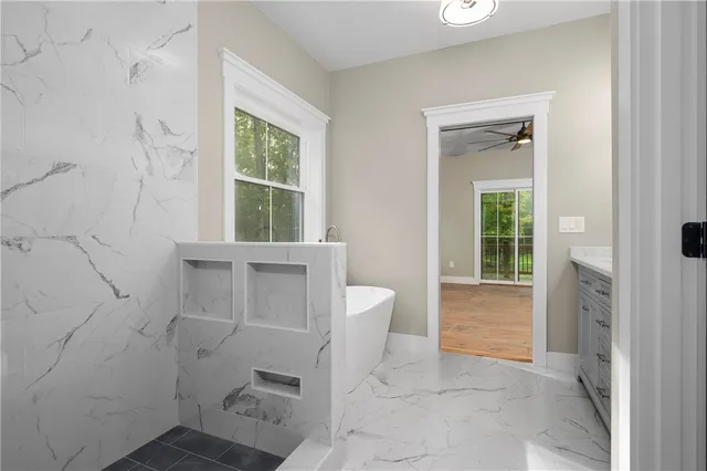 $945,000 | 369 Hunting House Road, Glocester, RI 02857