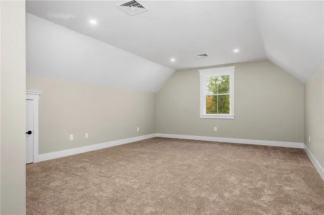 $945,000 | 369 Hunting House Road, Glocester, RI 02857